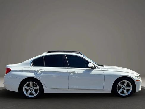 Used 2015 BMW 328i Sedan RWD image 4