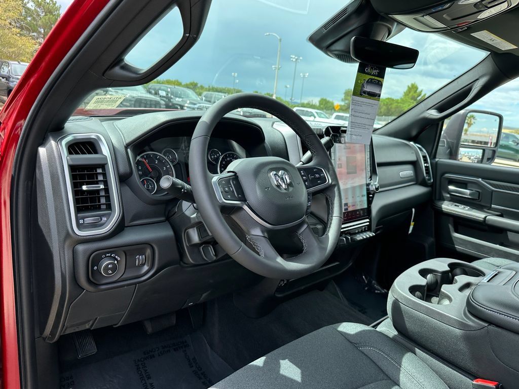 New 2026 RAM 2500 Big Horn AWD/4WD image 18