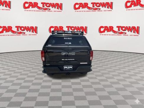 Used 2022 GMC Sierra 1500 Elevation w/ LPO, Elevation Black Package AWD/4WD image 17