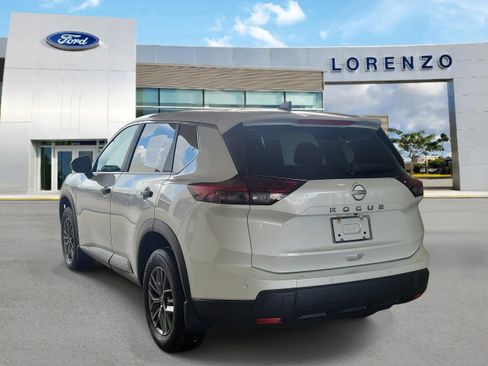 Used 2025 Nissan Rogue S FWD image 7