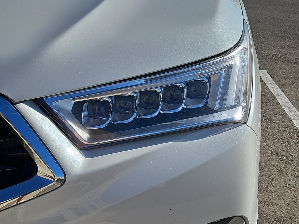 Used 2020 Acura MDX FWD image 3