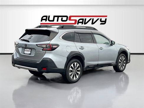 Used 2024 Subaru Outback Limited image 7