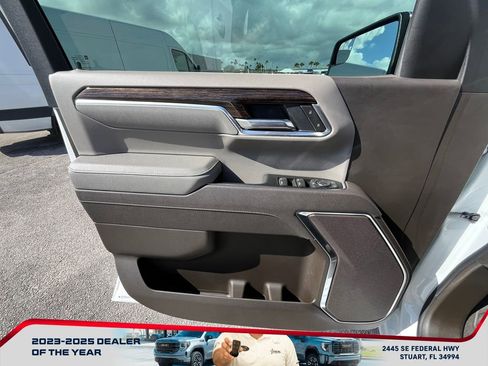 New 2026 GMC Sierra 1500 SLE image 23