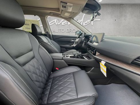 New 2026 Nissan Rogue Platinum w/ Platinum Premium Package AWD/4WD image 25