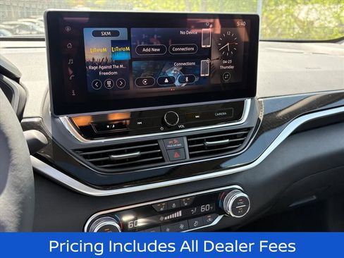 New 2026 Nissan Altima 2.5 SR FWD image 10
