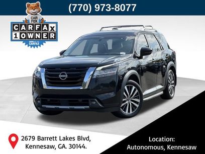 Used 2022 Nissan Pathfinder Platinum w/ Cargo Package