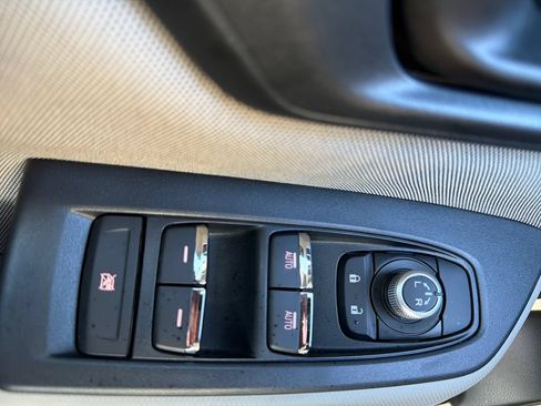 Certified 2025 Subaru Forester Premium AWD/4WD image 49
