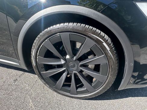 Used 2022 Tesla Model X image 24