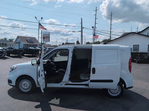 Used 2022 RAM ProMaster City Wagon FWD image 9