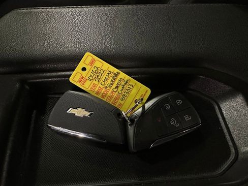 Used 2022 Chevrolet Silverado 1500 Custom image 8