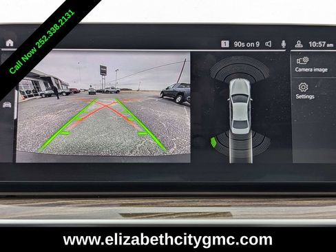 Used 2023 BMW 530i xDrive w/ Premium Package image 27