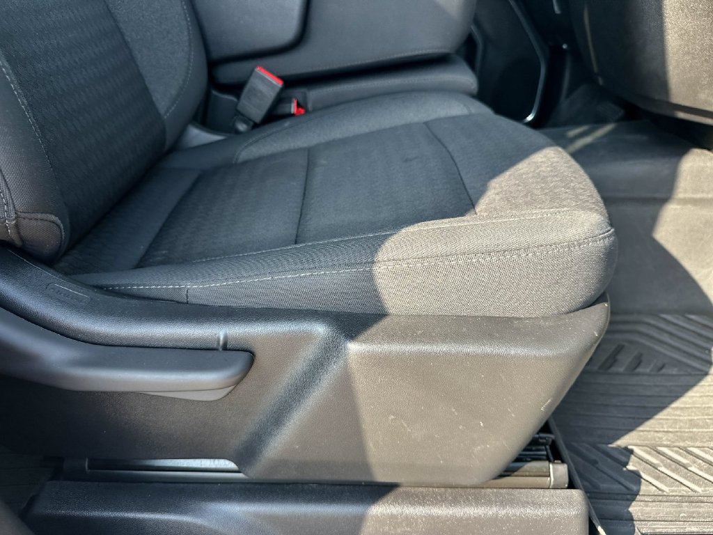 Used 2024 Chevrolet Silverado 2500 LT AWD/4WD image 24