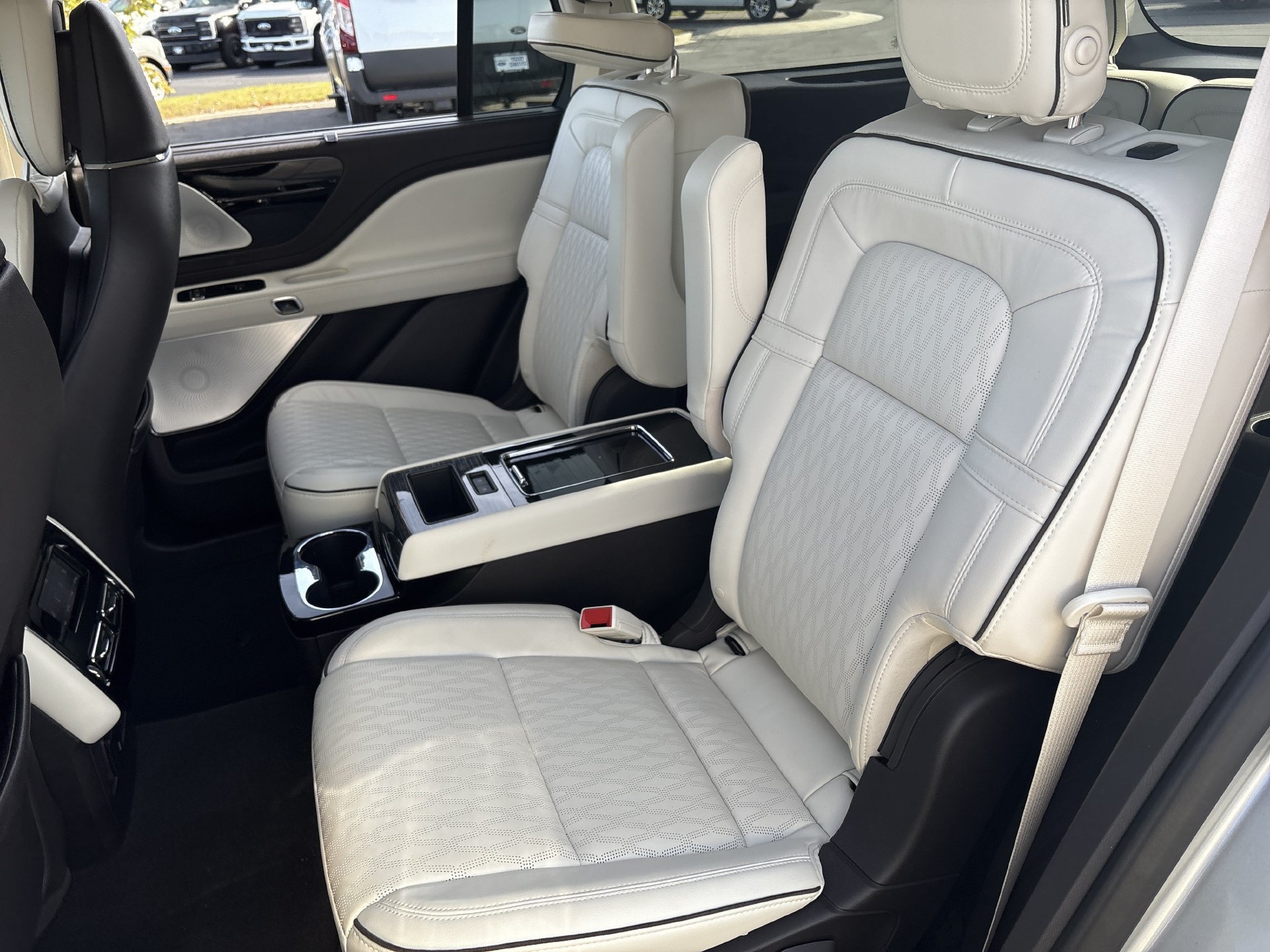 Used 2020 Lincoln Aviator Black Label w/ Dynamic Handling Package AWD/4WD image 15