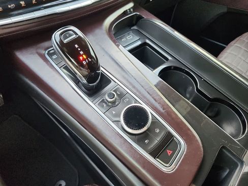 Used 2021 Cadillac Escalade ESV Sport Platinum image 21