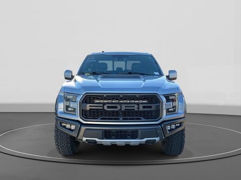 Used 2017 Ford F150 Raptor w/ Equipment Group 802A Luxury image 3