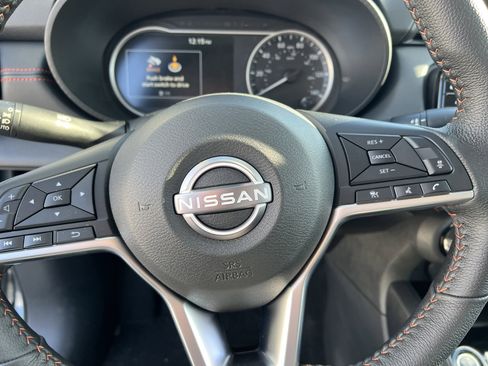 New 2025 Nissan Versa SR w/ Trunk Package image 20