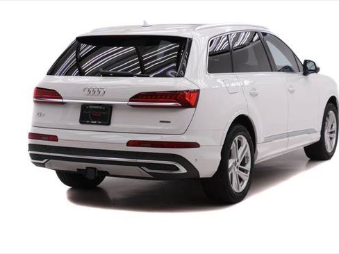 Certified 2024 Audi Q7 2.0T Premium Plus AWD/4WD image 4
