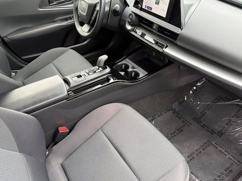 Used 2024 Toyota Prius LE image 13