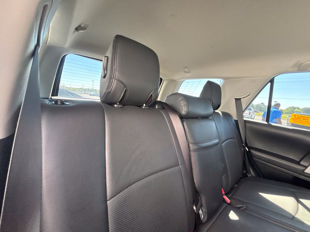 Used 2022 Toyota 4Runner SR5 RWD image 28