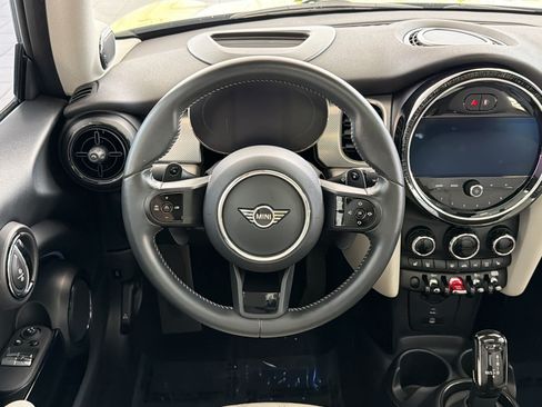 Certified 2023 MINI Cooper S FWD image 29