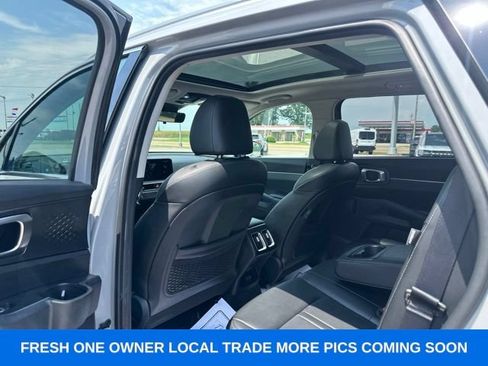 Used 2025 Kia Sorento S w/ Panoramic Sunroof Package FWD image 28