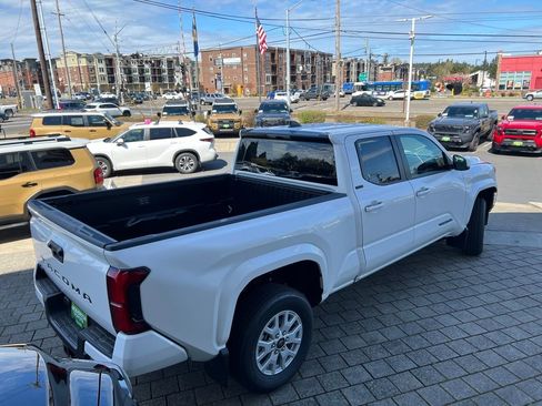 New 2026 Toyota Tacoma SR5 AWD/4WD image 5