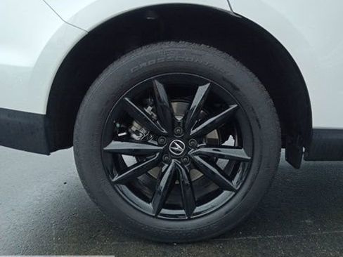 Used 2025 Acura RDX SH-AWD image 19