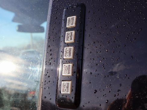 Used 2018 Ford F150 XLT w/ Equipment Group 302A Luxury image 33