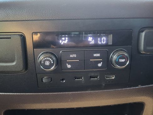 Used 2019 Chevrolet Tahoe Premier AWD/4WD image 33