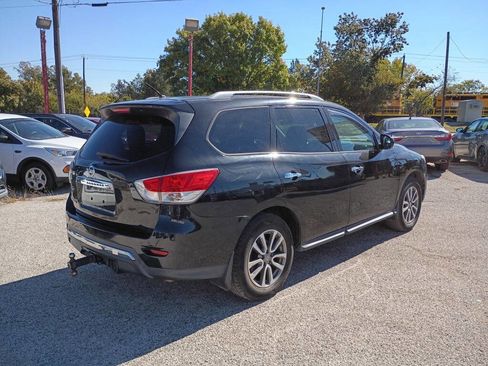 Used 2015 Nissan Pathfinder S image 5