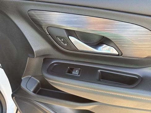 Used 2023 GMC Terrain SLE w/ Driver Convenience Package image 50