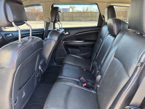Used 2019 Dodge Journey GT image 35