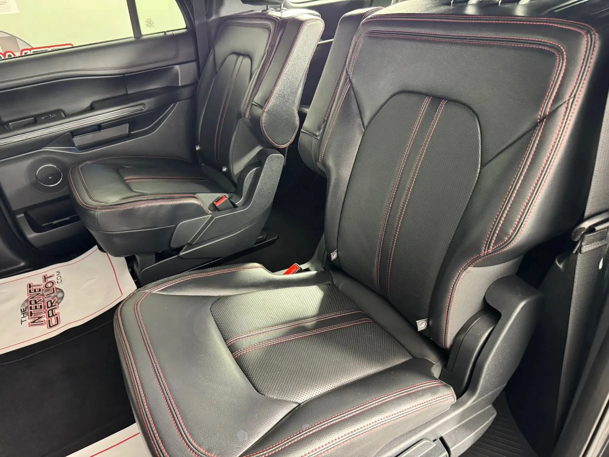 Used 2024 Ford Expedition Max Limited AWD/4WD image 40