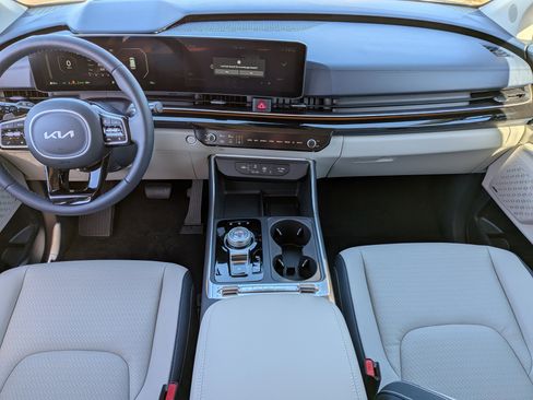 New 2026 Kia Carnival SX Prestige image 21