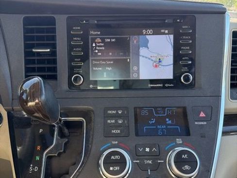 Certified 2019 Toyota Sienna XLE w/ XLE Navigation Package image 17