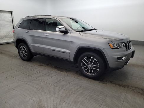 Used 2017 Jeep Grand Cherokee Limited image 11