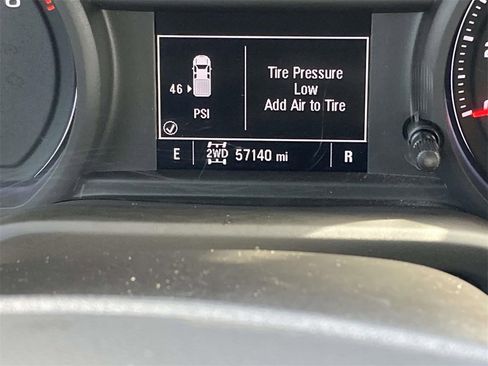 Used 2024 Chevrolet Silverado 2500 Custom w/ Custom Value Package image 27