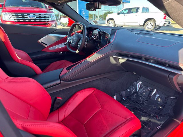 Used 2024 Chevrolet Corvette Stingray Preferred Cpe RWD image 8