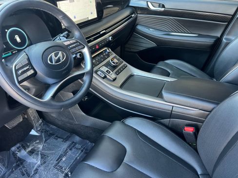 Used 2025 Hyundai Palisade Calligraphy image 12