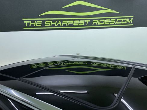 Used 2023 Genesis Electrified GV70 image 27