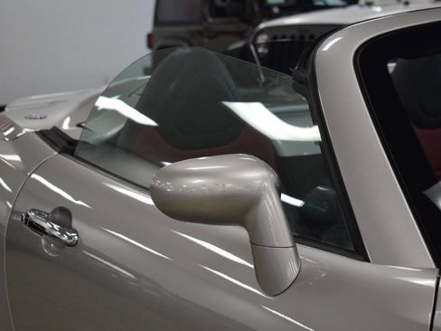 Used 2007 Saturn Sky Base 2dr Convertible w/ Premium Trim Pkg image 10