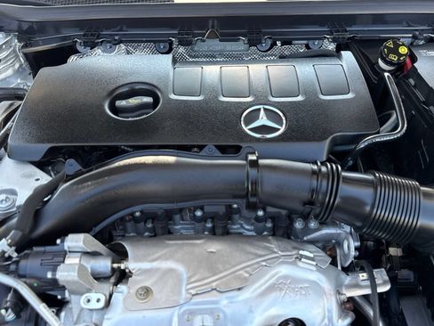 Used 2023 Mercedes-Benz CLA 250 image 41