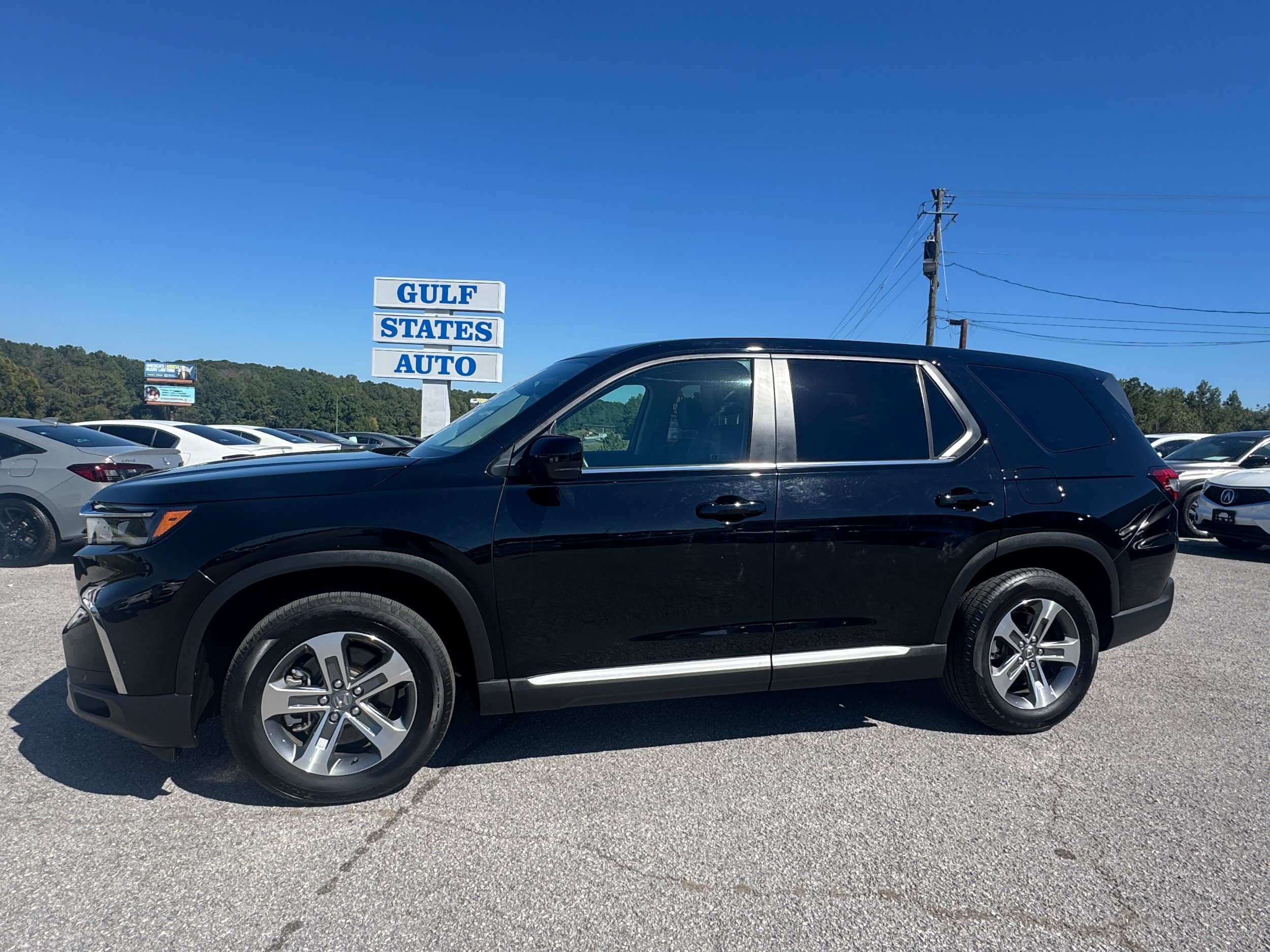 Used 2025 Honda Pilot EX-L image 1