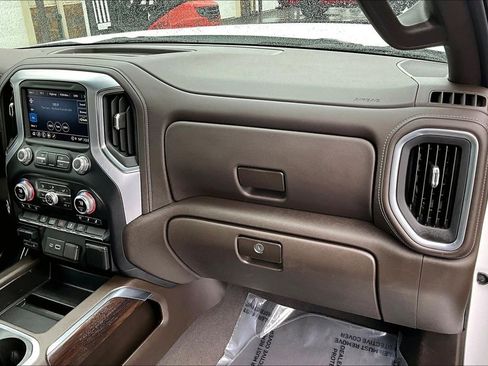 Used 2021 GMC Sierra 1500 SLT w/ SLT Premium Package image 17