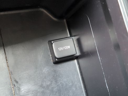 Used 2019 Toyota Highlander Limited Platinum FWD image 43