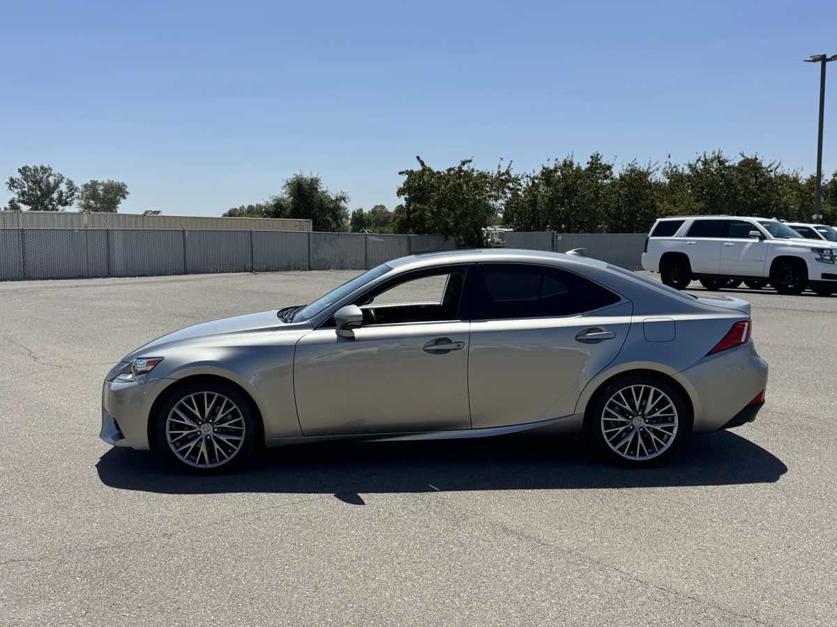Used 2014 Lexus IS 250 w/ Navigation Package RWD image 6