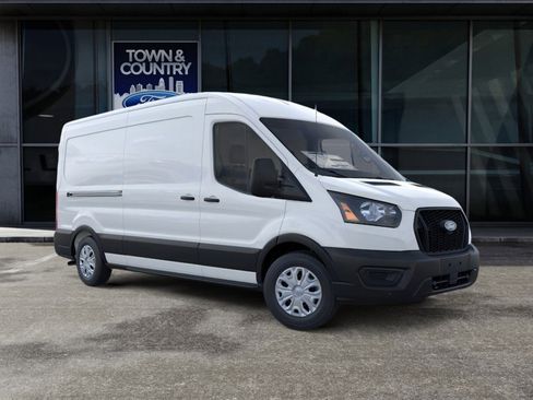 New 2026 Ford Transit 250 148 Medium Roof RWD image 7