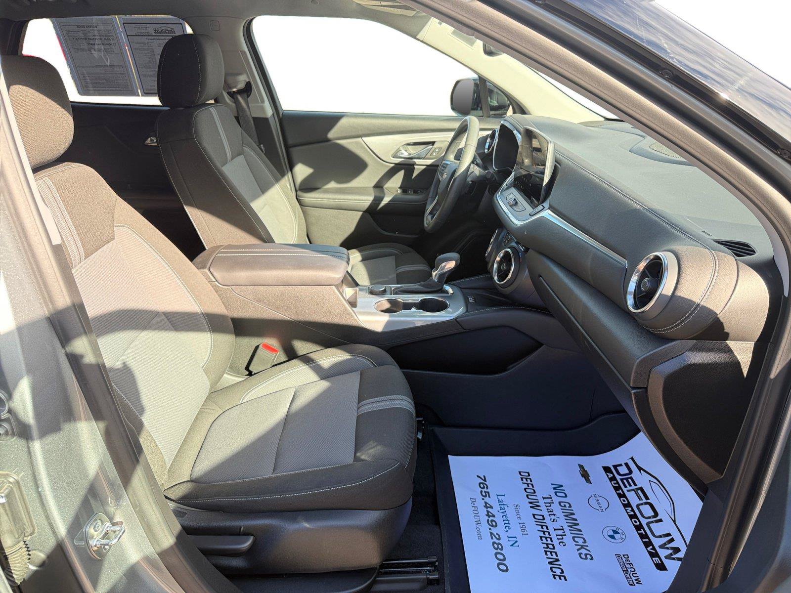 Used 2024 Chevrolet Blazer LT w/ Convenience Package FWD image 25
