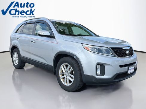 Used 2015 Kia Sorento LX FWD image 1