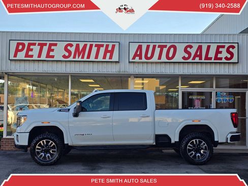 Used 2020 GMC Sierra 2500 AT4 w/ AT4 Premium Package image 1